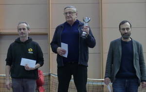 M. Vladimir OKHOTKNIK, vainqueur du tournoi A