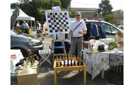 Echecs et brocante..